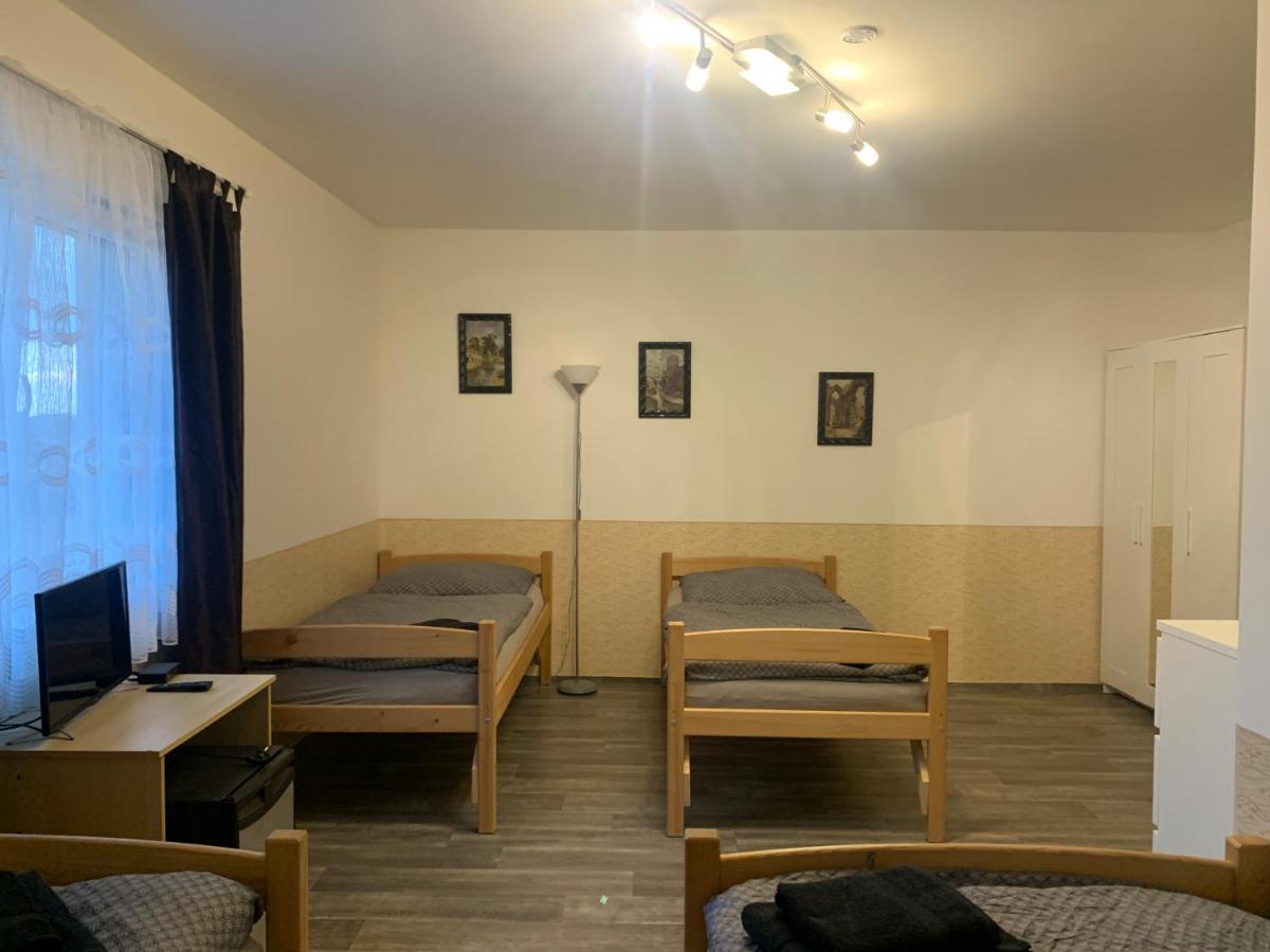 Penzion U Jezera Konstantinovy Lazne Exterior foto