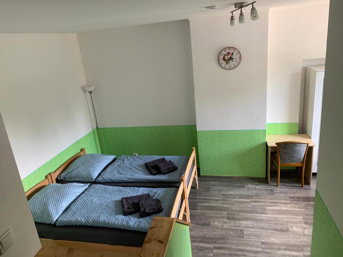 Penzion U Jezera Konstantinovy Lazne Exterior foto